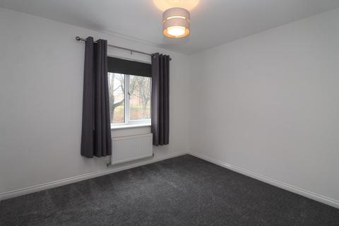 2 bedroom flat to rent, Holly Way, Leeds, West Yorkshire, UK, LS14