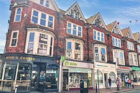 1 bedroom flat for sale, Grove Road, Eastbourne