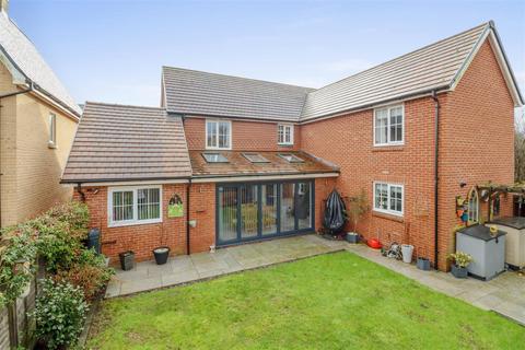 4 bedroom house for sale, Hedley Way, Hailsham