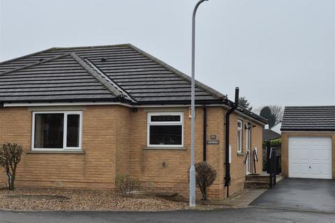123 All Alone Road, Bradford, BD10 8TR