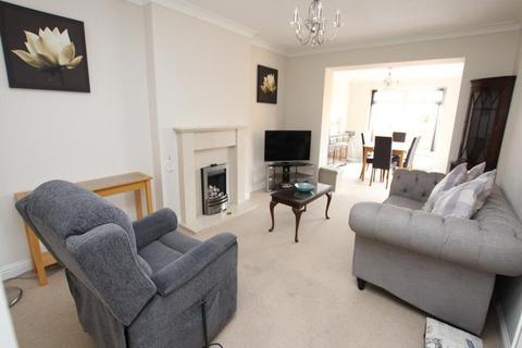 123 All Alone Road, Bradford, BD10 8TR