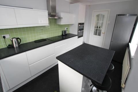 123 All Alone Road, Bradford, BD10 8TR