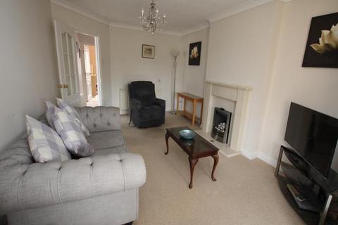 123 All Alone Road, Bradford, BD10 8TR