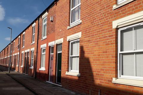 2 bedroom townhouse to rent, Wentworth Street, Middlesbrough TS1