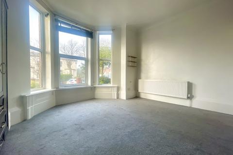 2 bedroom ground floor flat for sale, Southport PR8