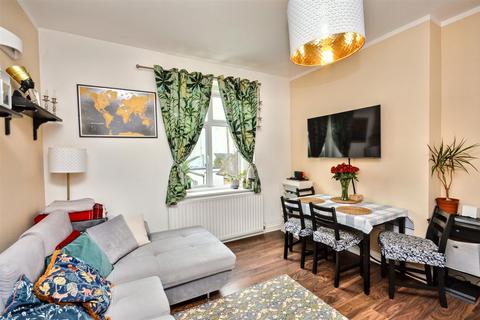 2 bedroom flat for sale, St. Annes Road, Eastbourne