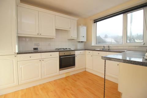 3 bedroom maisonette to rent, Quebec Street, Langley Park, Durham