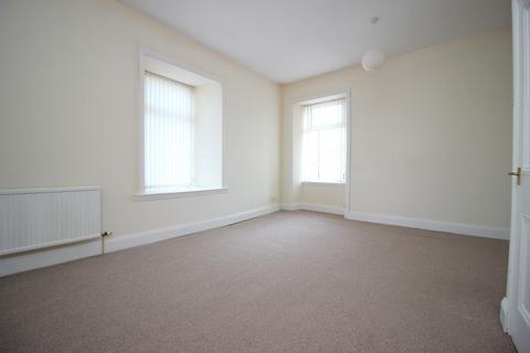 3 bedroom maisonette to rent, Quebec Street, Langley Park, Durham