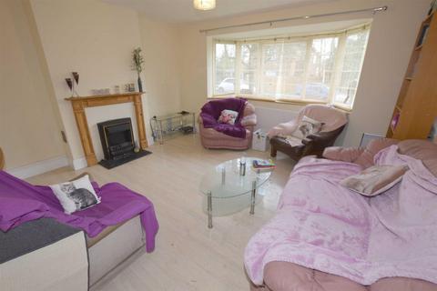 2 bedroom flat to rent, Mallow Mead, Mill Hill