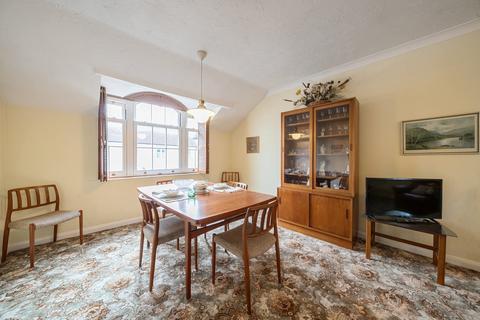 2 bedroom flat for sale, Normandy Street, Alton, Hampshire, GU34