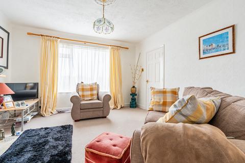 17 Ilsyn Grove, Bristol, BS14 8AH