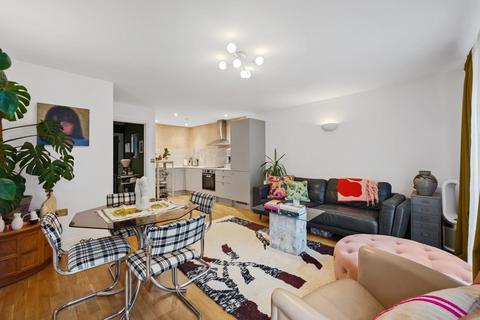 1 bedroom flat for sale, Beatty Road, London, N16