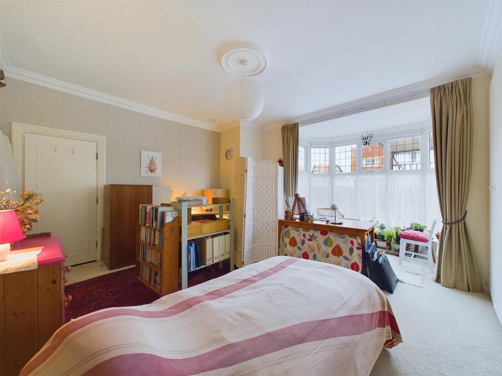 Bedroom: