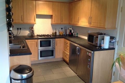 3 bedroom flat to rent, Banquo Approach, Heathcote, CV34