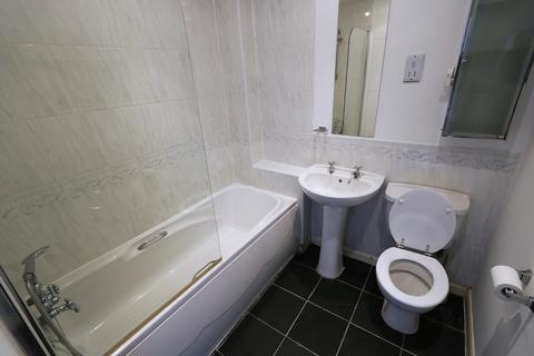 3 bedroom semi-detached house to rent, Banquo Approach, Heathcote, CV34