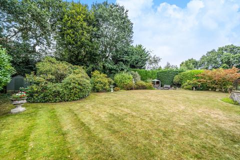 undefined, Manor Walk, Weybridge, KT13