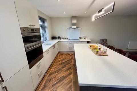 4 bedroom detached bungalow for sale, Leicester Road, Whitwick, Coalville, LE67