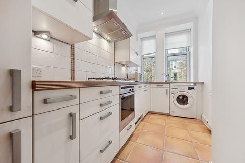 2 bedroom flat to rent, Airlie Street Flat , Flat 3/1, Hyndland, Glasgow, G12 9TP