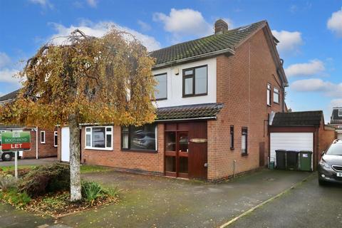 4 bedroom semi-detached house to rent, Priorsfield Road, Kenilworth