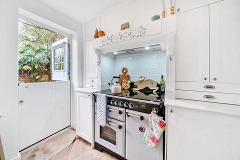39 Meadowridge, Hatch Warren, Basingstoke, RG22 4QH