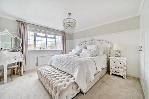 39 Meadowridge, Hatch Warren, Basingstoke, RG22 4QH