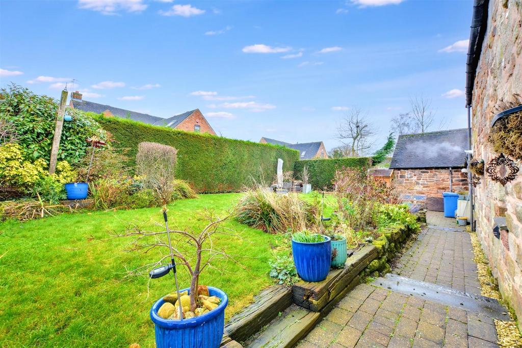 Garden 4.jpeg