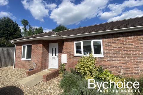 2 bedroom semi-detached bungalow to rent, Highfield, Clare