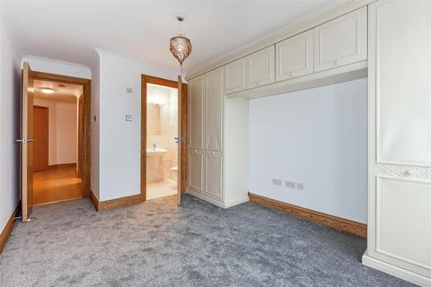 2 bedroom flat for sale, Lock Approach, Port Solent