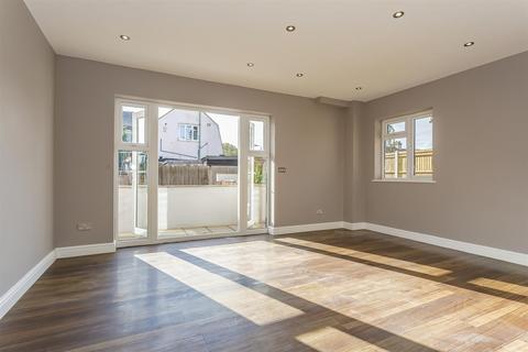 4 Tilehurst Road, Cheam, Sutton, SM3 8PB