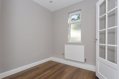 4 Tilehurst Road, Cheam, Sutton, SM3 8PB