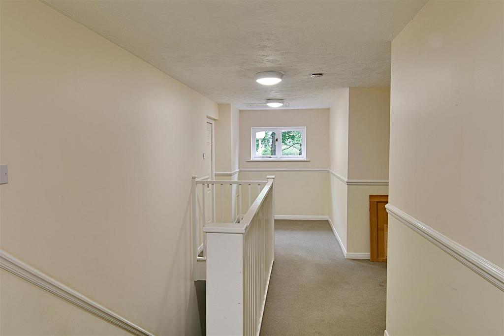Communal Hallway.jpg