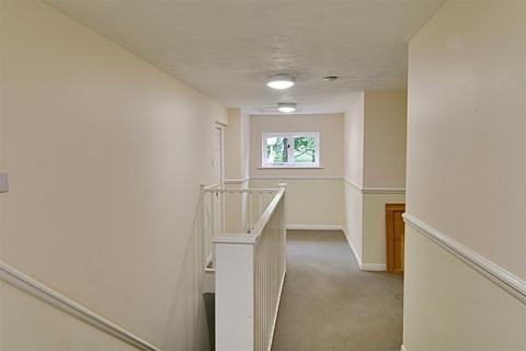 10 Bengeo Meadows, Hertford, SG14 3HT