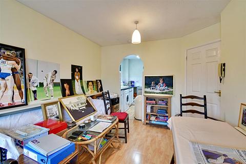 10 Bengeo Meadows, Hertford, SG14 3HT