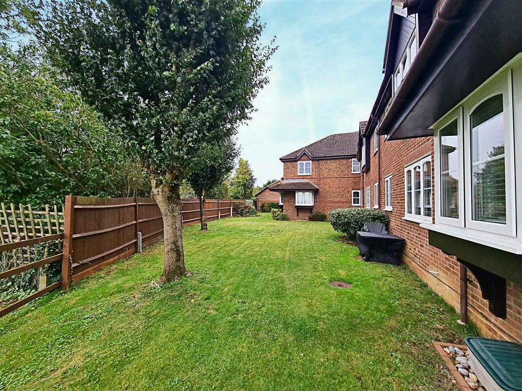 Garden 2.jpg