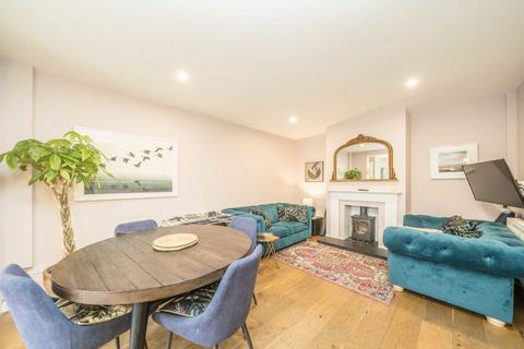 3 bedroom terraced house for sale, Etherow Street, London SE22