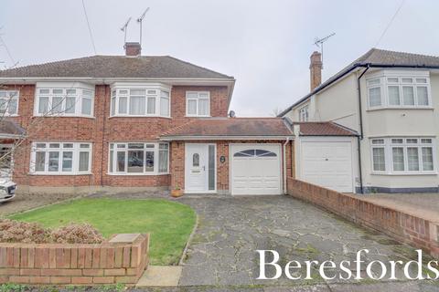 3 bedroom semi-detached house for sale, Chelmer Drive, Hutton, CM13