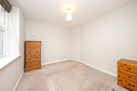 1 bedroom flat to rent, Seymour Road, Kingston Upon Thames KT1