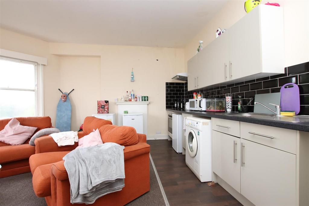 Kitchen Living Room.JPG