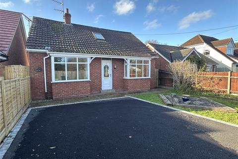 2 bedroom bungalow for sale, Highfield Road, Ringwood, Hampshire, BH24