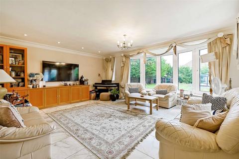 6 bedroom detached house for sale, St. Leonards Hill, Windsor, Berkshire, SL4