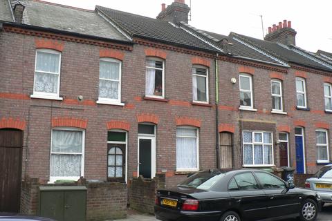 2 bedroom terraced house to rent - St Peters Road, Dallow LU1