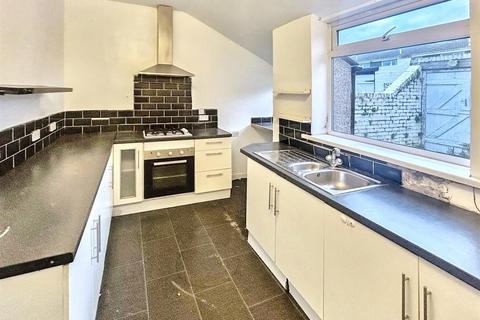 2 bedroom terraced house to rent, Whitley Terrace, Holywell