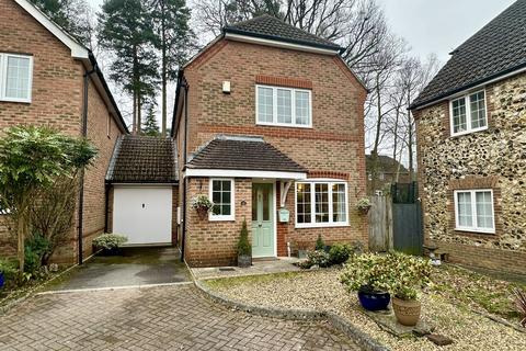 3 bedroom link detached house for sale, Fairway Heights, CAMBERLEY GU15