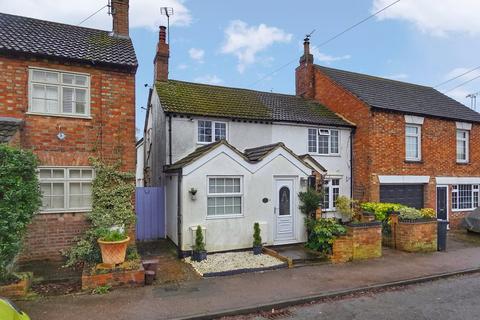 2 bedroom cottage for sale, Church Street, Lidlington, Bedfordshire, MK43