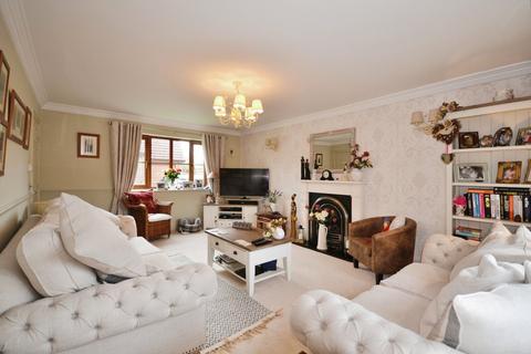 4 bedroom detached house for sale, Wisteria Close, Spalding PE11