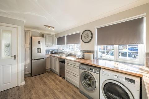 12 Clee View Road, Wombourne, Wolverhampton, WV5 0BD