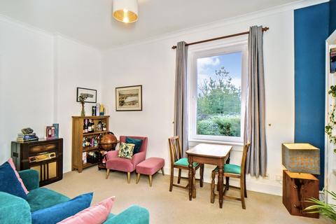 1 bedroom flat for sale, 15/7 Belmont Road, Juniper Green, EH14 5DZ