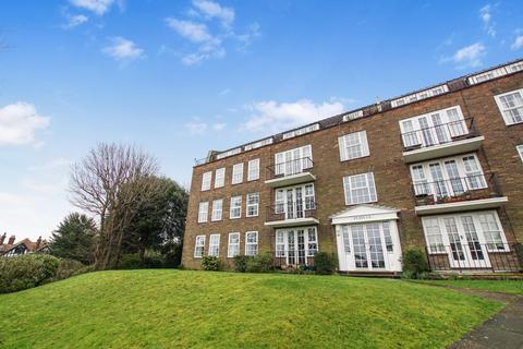 2 bedroom flat for sale, Link Road, Eastbourne BN20