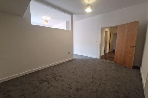 1 bedroom apartment to rent, Trent House, Barnby Gate, Newark