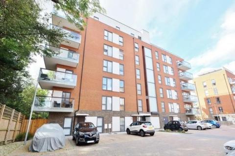 1 bedroom flat to rent, Ridge Place, Kent BR5